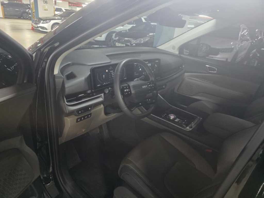 KIA Carnival - Vista 10