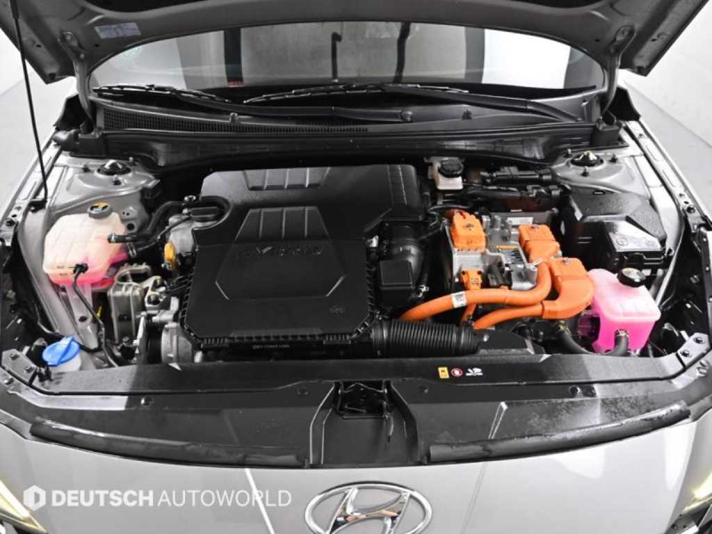 HYUNDAI Avante - Vista 6