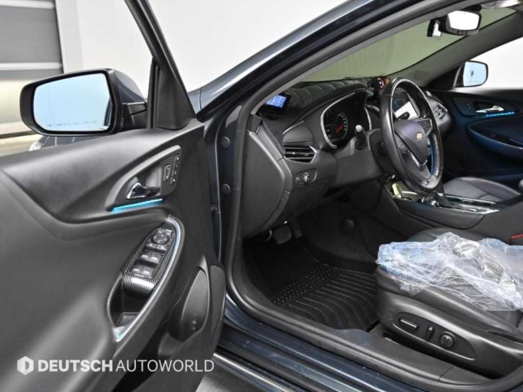 Chevrolet Malibu - Vista 11