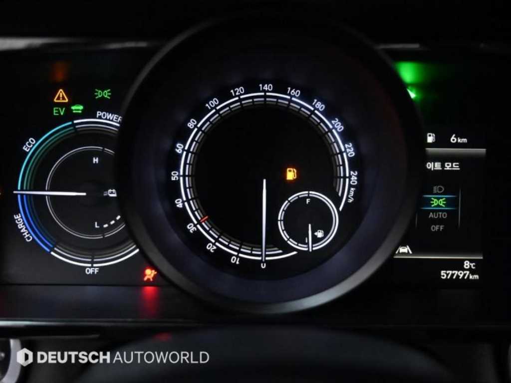 HYUNDAI Avante - Vista 8