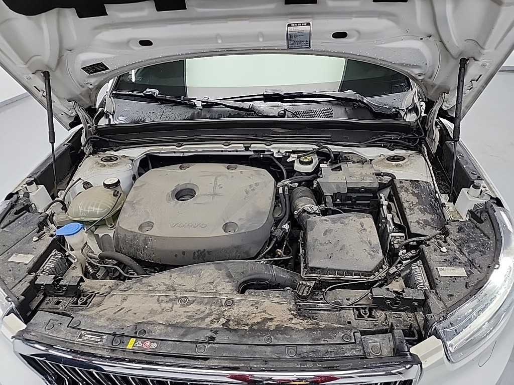 Volvo XC40 - Vista 5