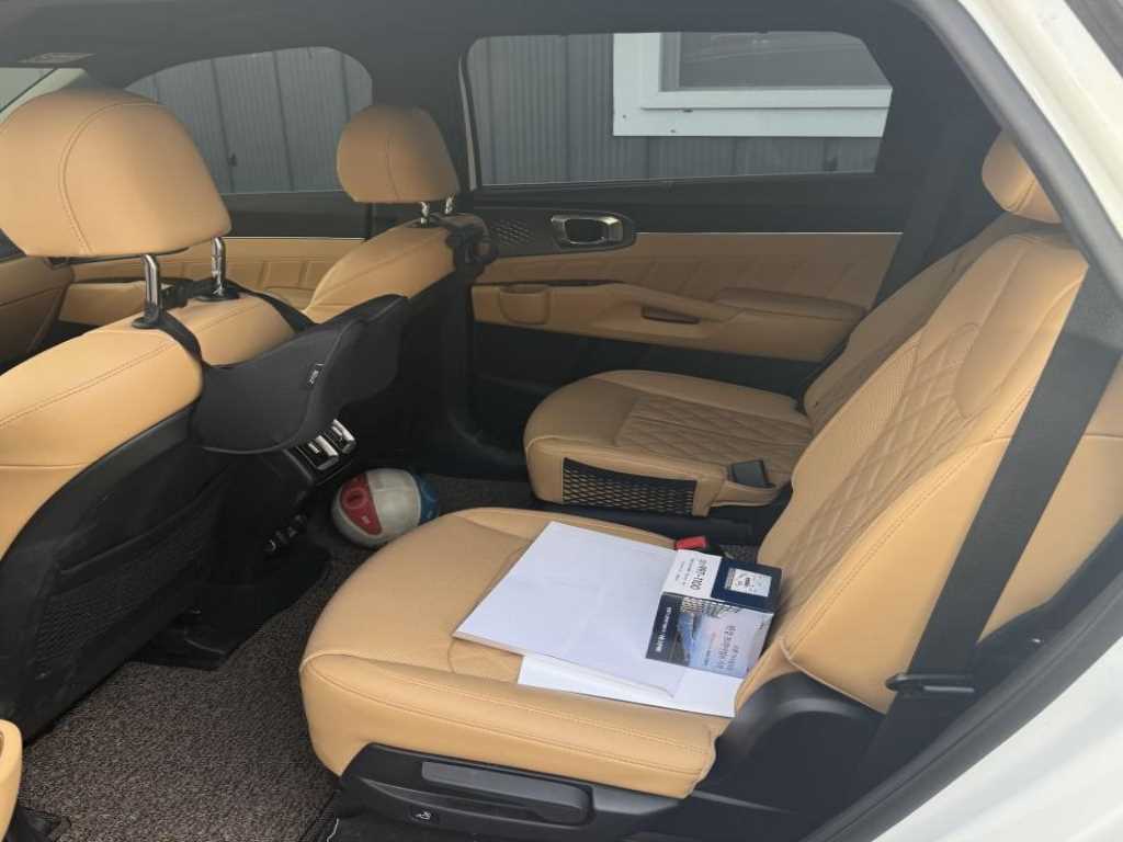 KIA Sorento - Vista 5