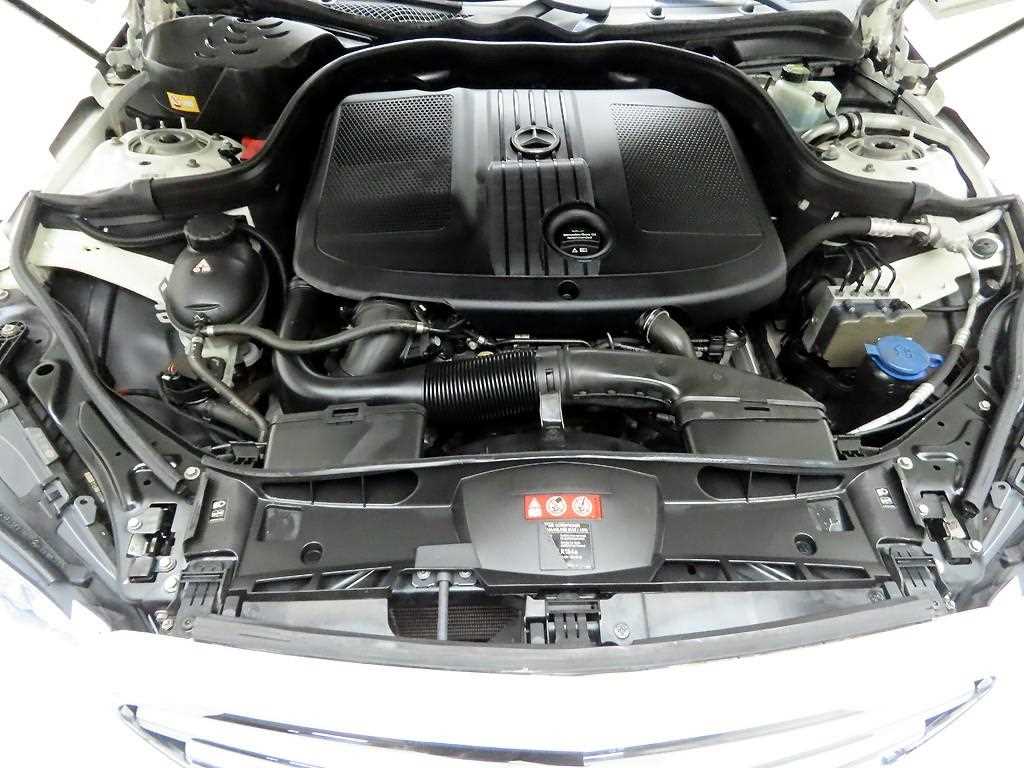 Mercedes Benz E class 2016 Blanco - Importación desde Corea - HF Imports Iquique - Foto 20