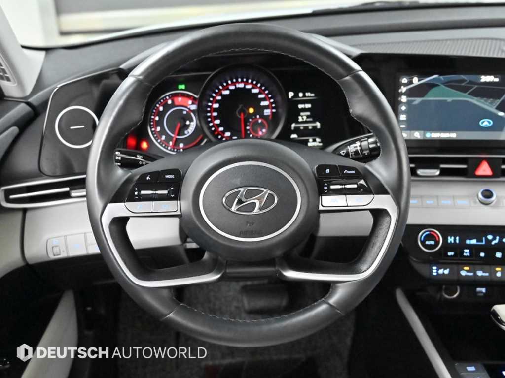 HYUNDAI Avante 2022 Blanco - Importación desde Corea - HF Imports Iquique - Foto 13