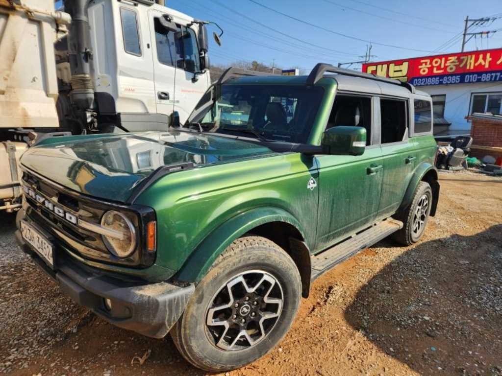 Ford Bronco - Vista 2