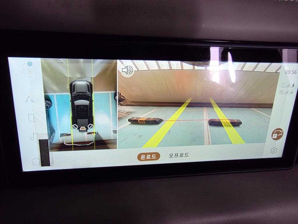 Land Rover Defender - Vista 12