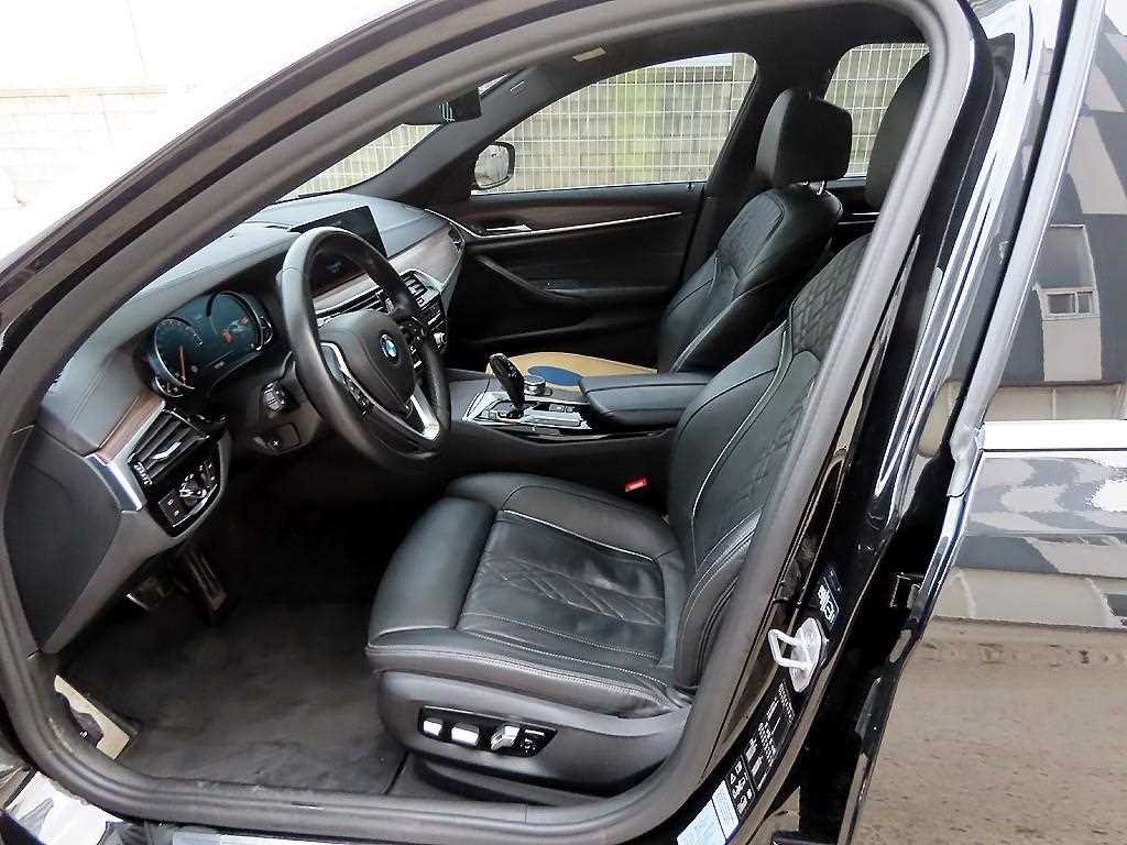 BMW 5 Series - Vista 5