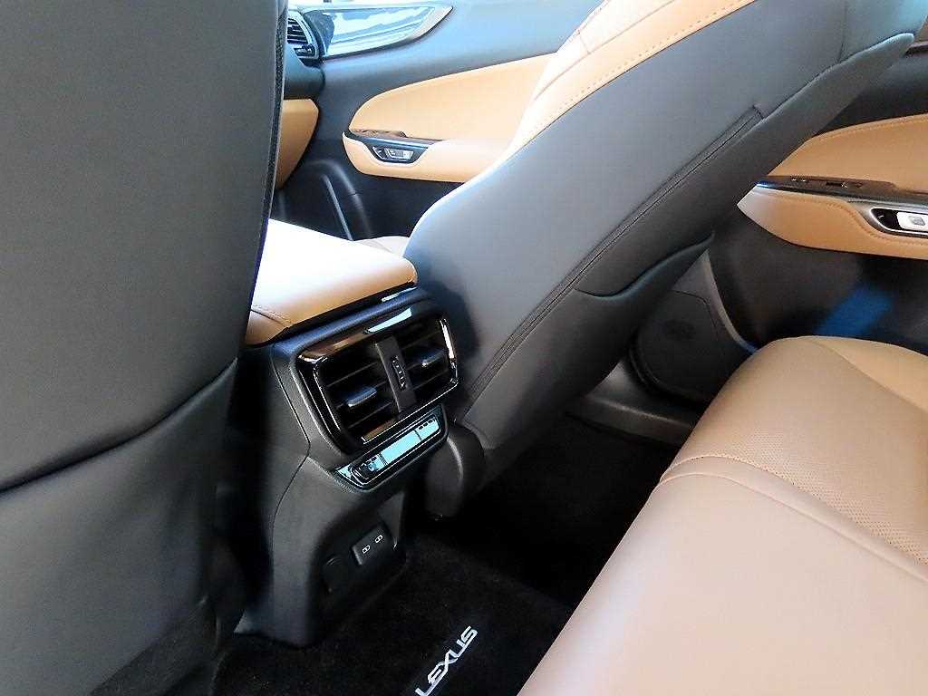 Lexus NX 2024 Gris - Importación desde Corea - HF Imports Iquique - Foto 16