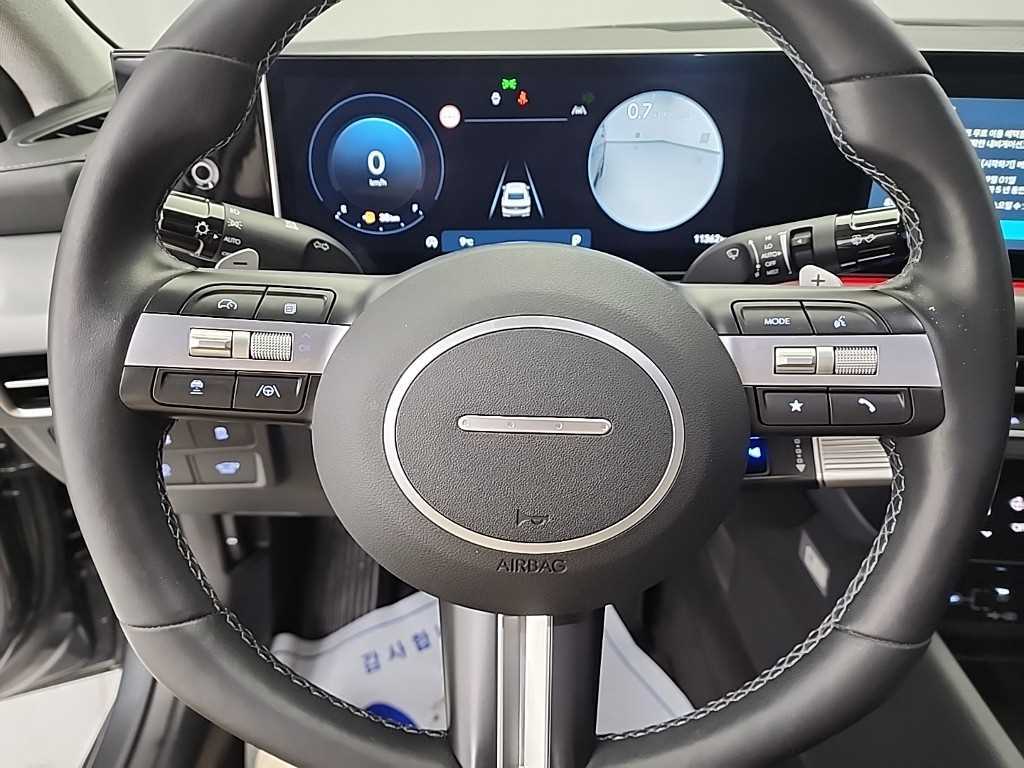 HYUNDAI Sonata - Vista 9