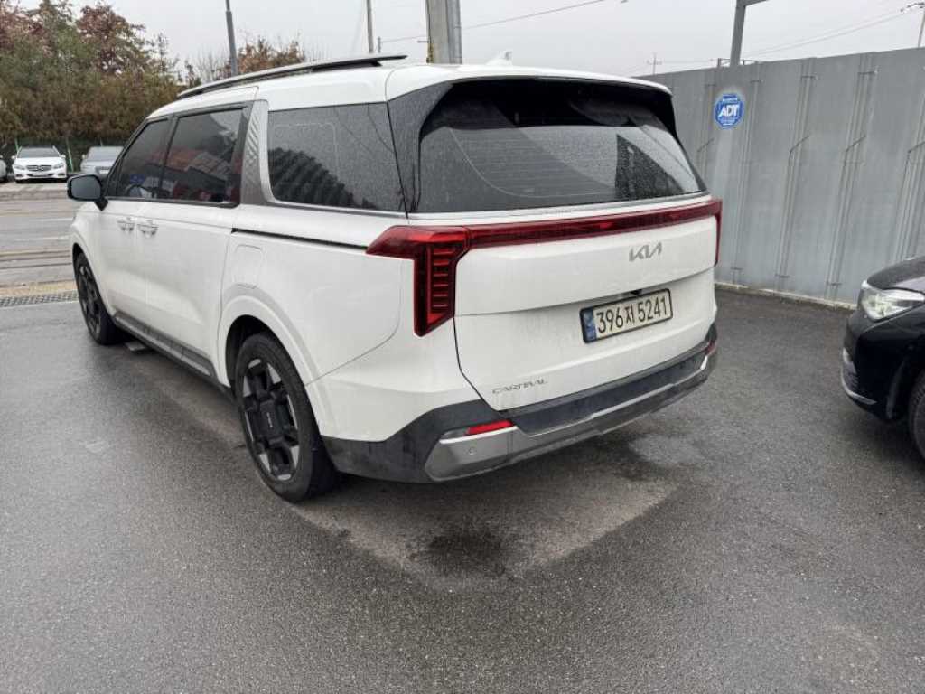 KIA Carnival - Vista 2