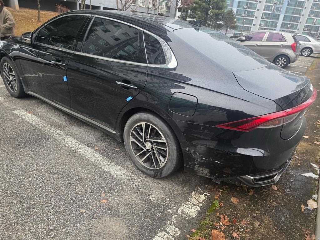 HYUNDAI Grandeur - Vista 5