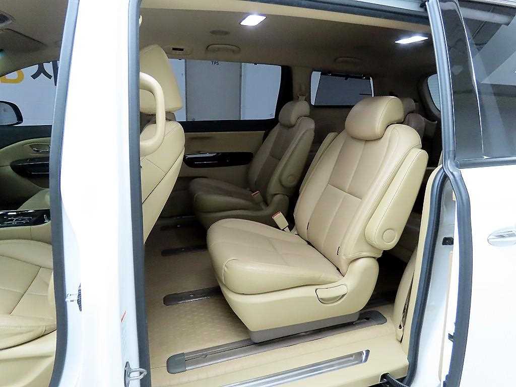 KIA Carnival 2020 Blanco - Importación desde Corea - HF Imports Iquique - Foto 15