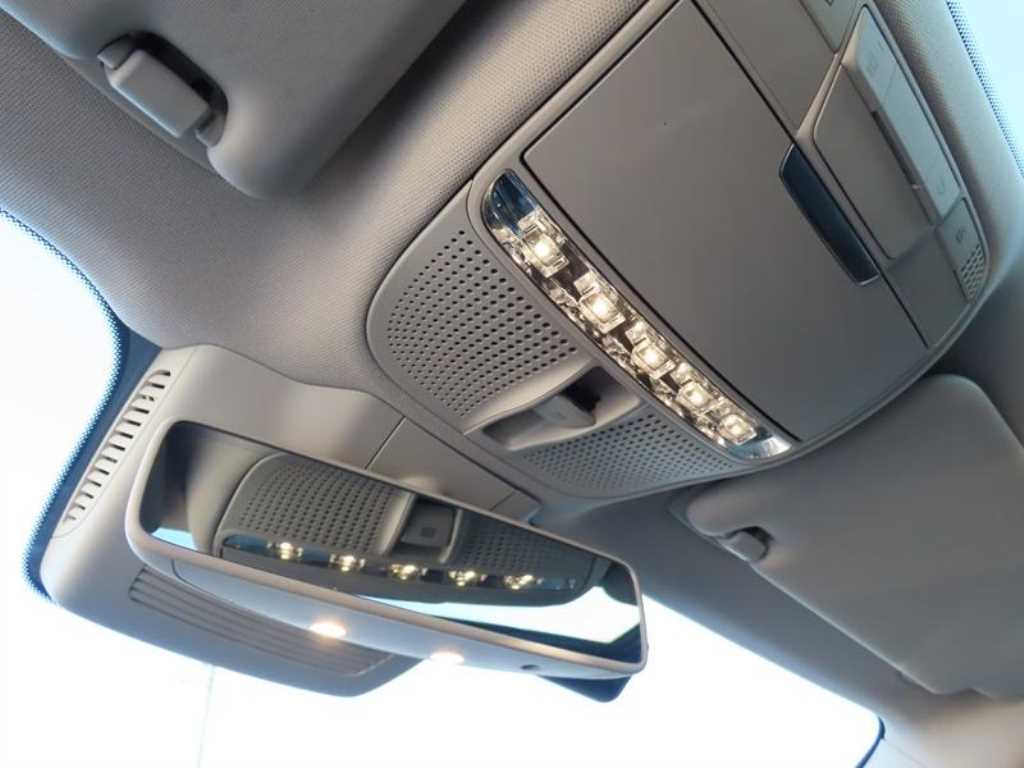 Mercedes Benz E class 2017 Gris - Importación desde Corea - HF Imports Iquique - Foto 18