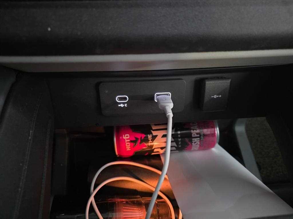 Land Rover Defender 2022 Café - Importación desde Corea - HF Imports Iquique - Foto 14