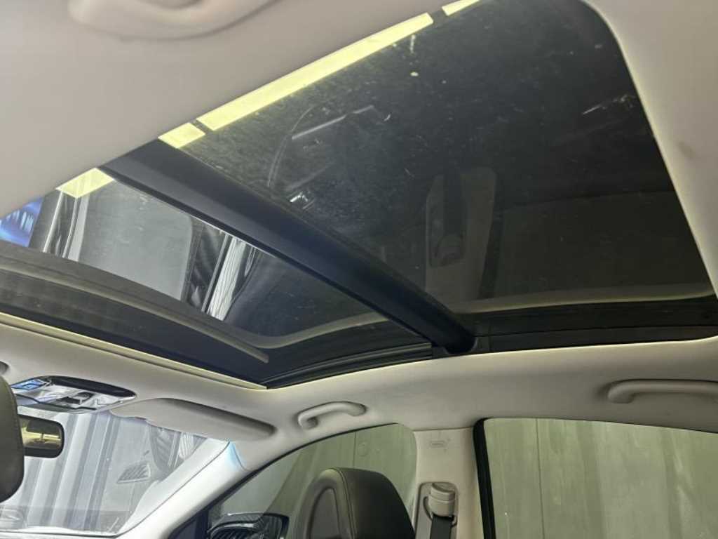 HYUNDAI Grandeur - Vista 12