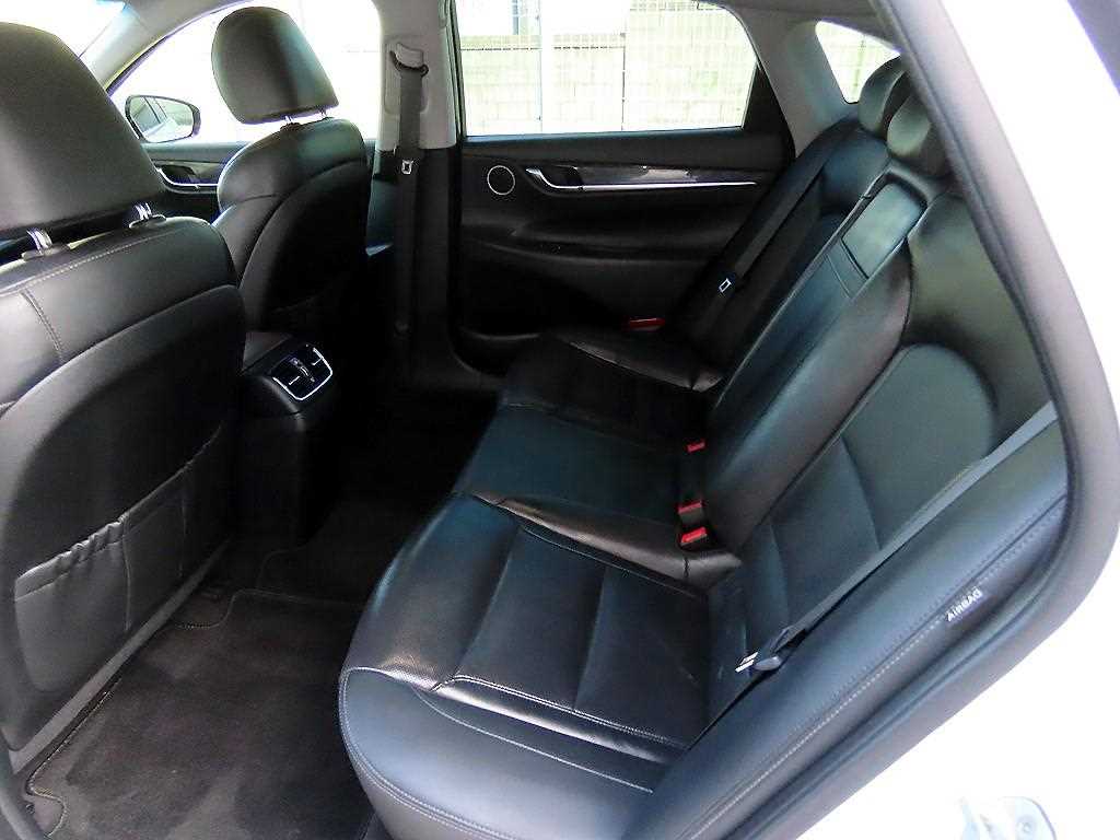 HYUNDAI Grandeur - Vista 6