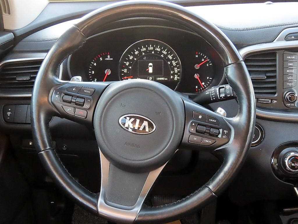 KIA Sorento - Vista 7