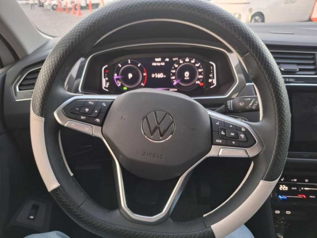 Volkswagen Tiguan - Vista 6