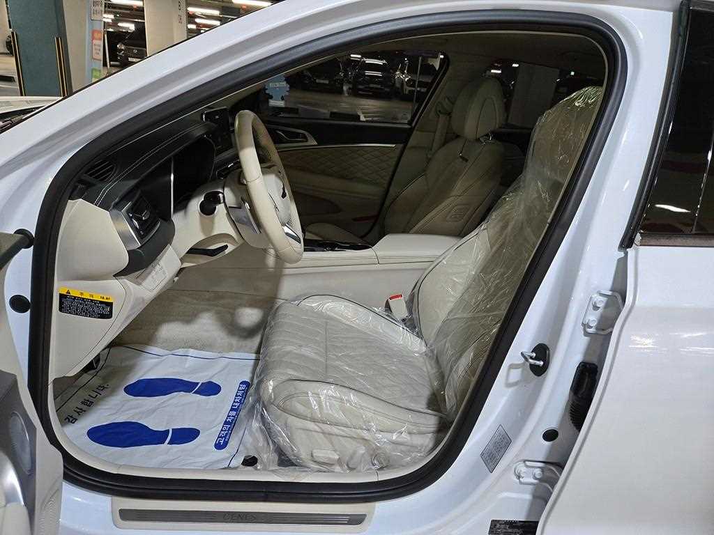 Genesis G70 - Vista 7