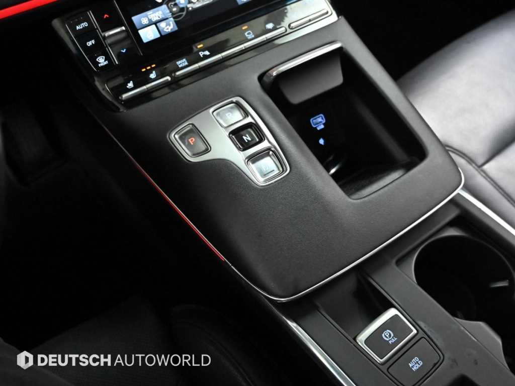 HYUNDAI Grandeur - Vista 9