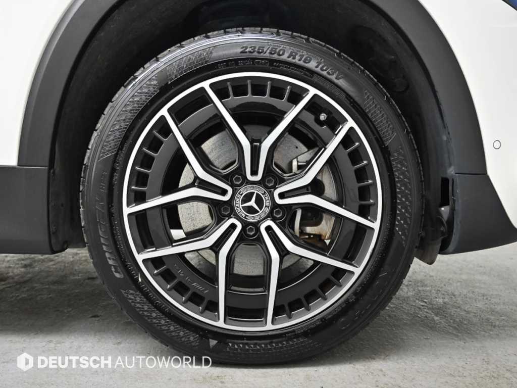 Mercedes Benz EQB - Vista 5