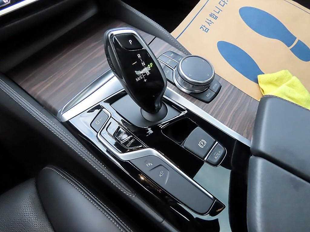 BMW 5 Series - Vista 11