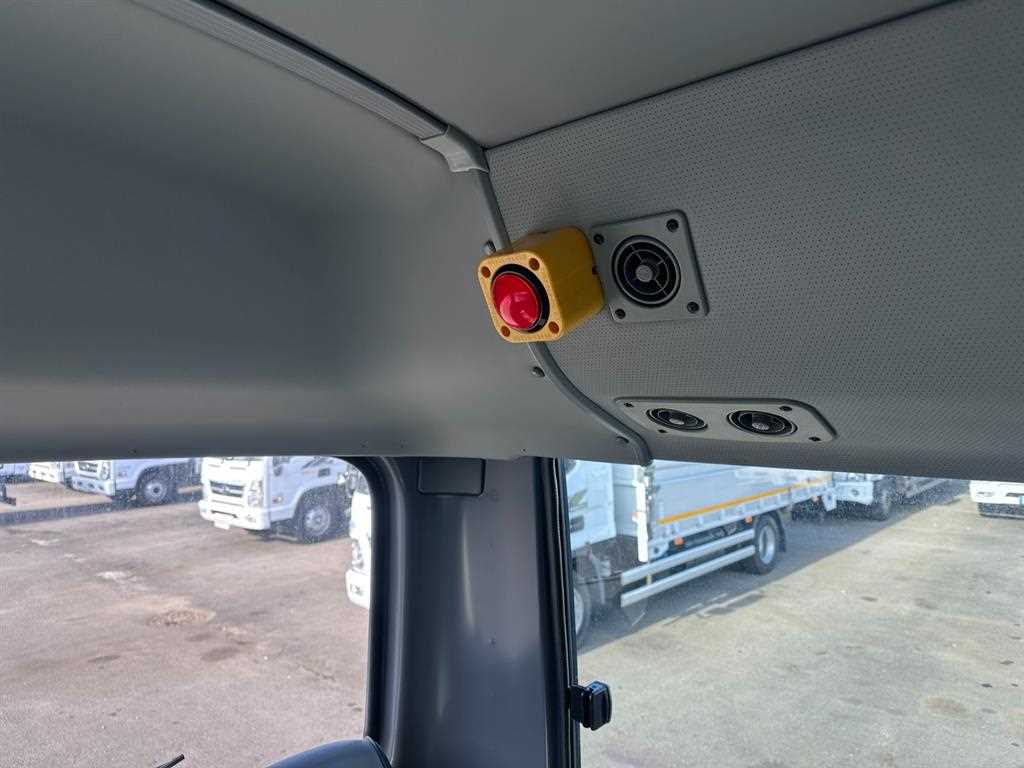 medium and large bus Hyundai bus 2011 Amarillo - Importación desde Corea - HF Imports Iquique - Foto 17