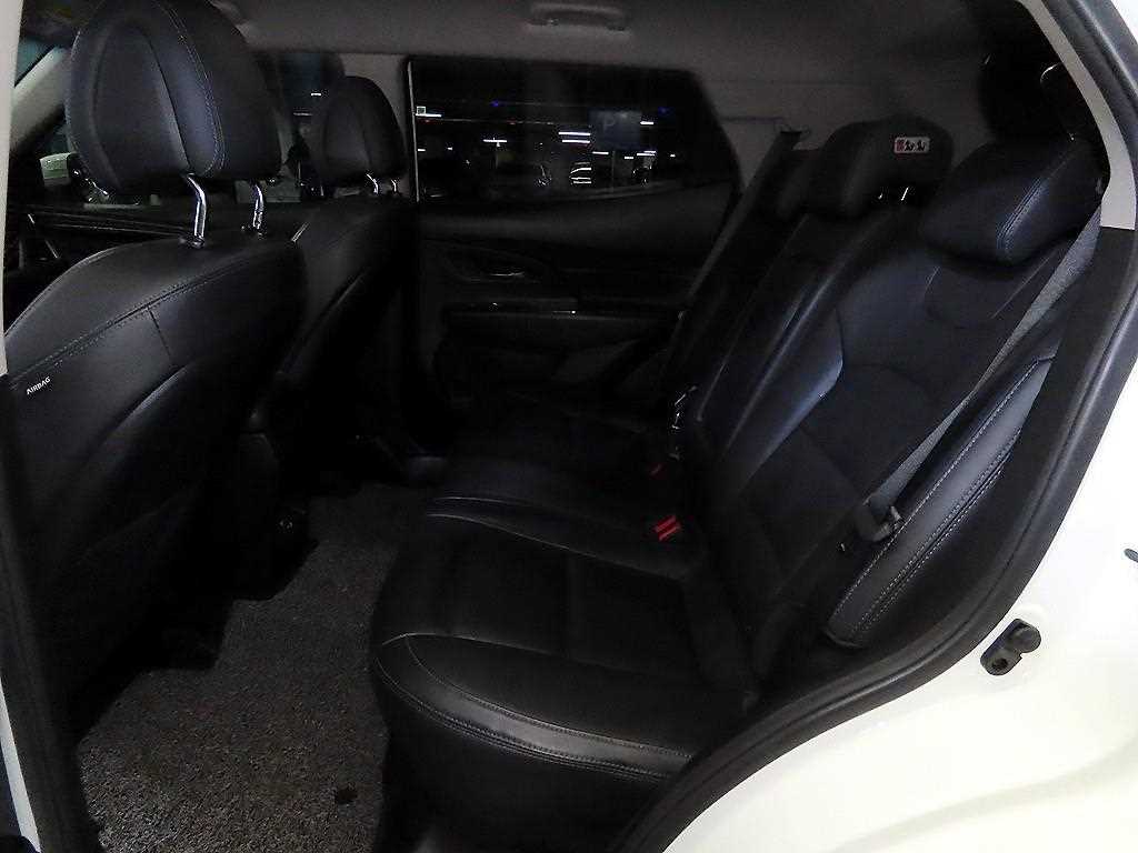 Ssangyong Korando - Vista 7