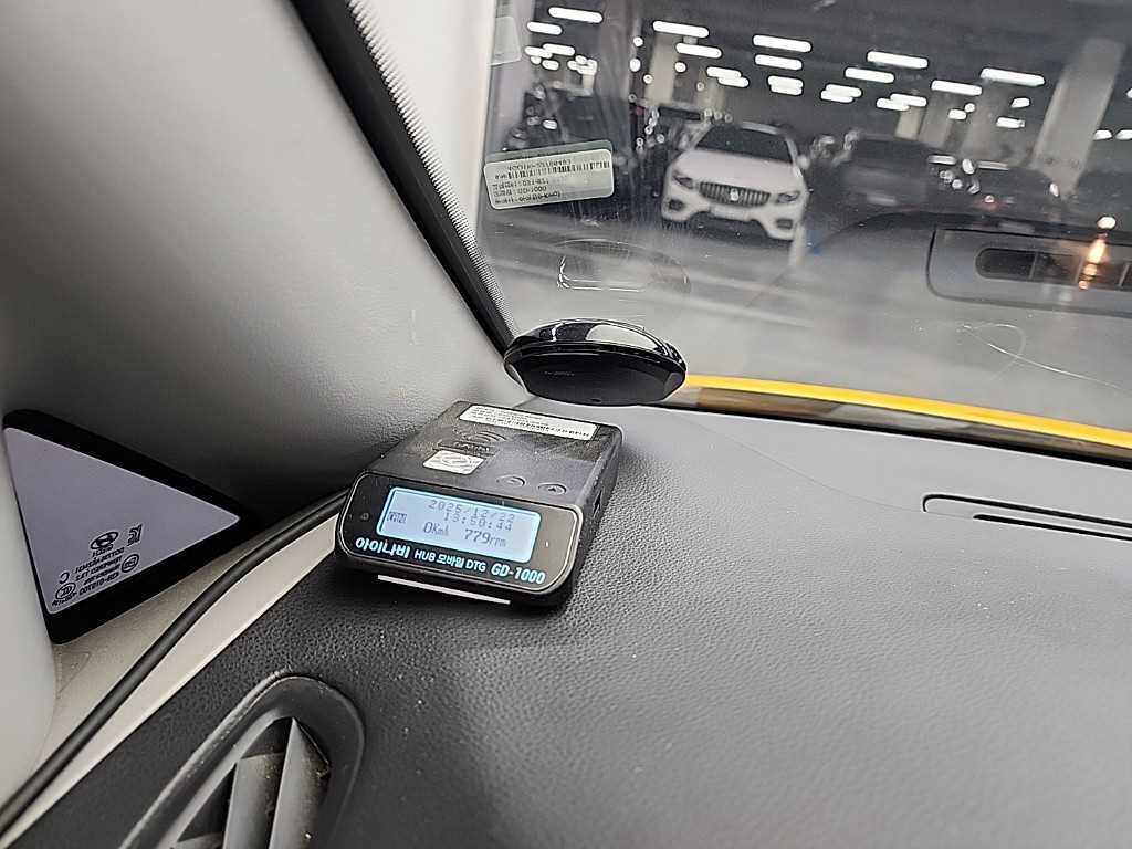 HYUNDAI Starex 2019 Amarillo - Importación desde Corea - HF Imports Iquique - Foto 17