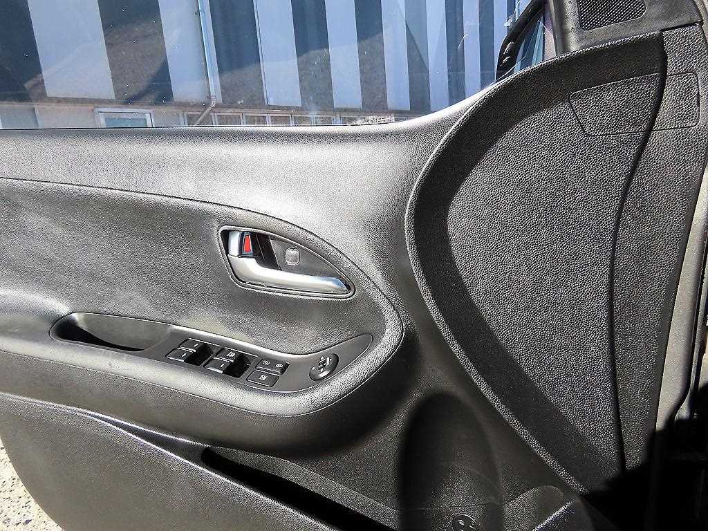 KIA Morning - Vista 11