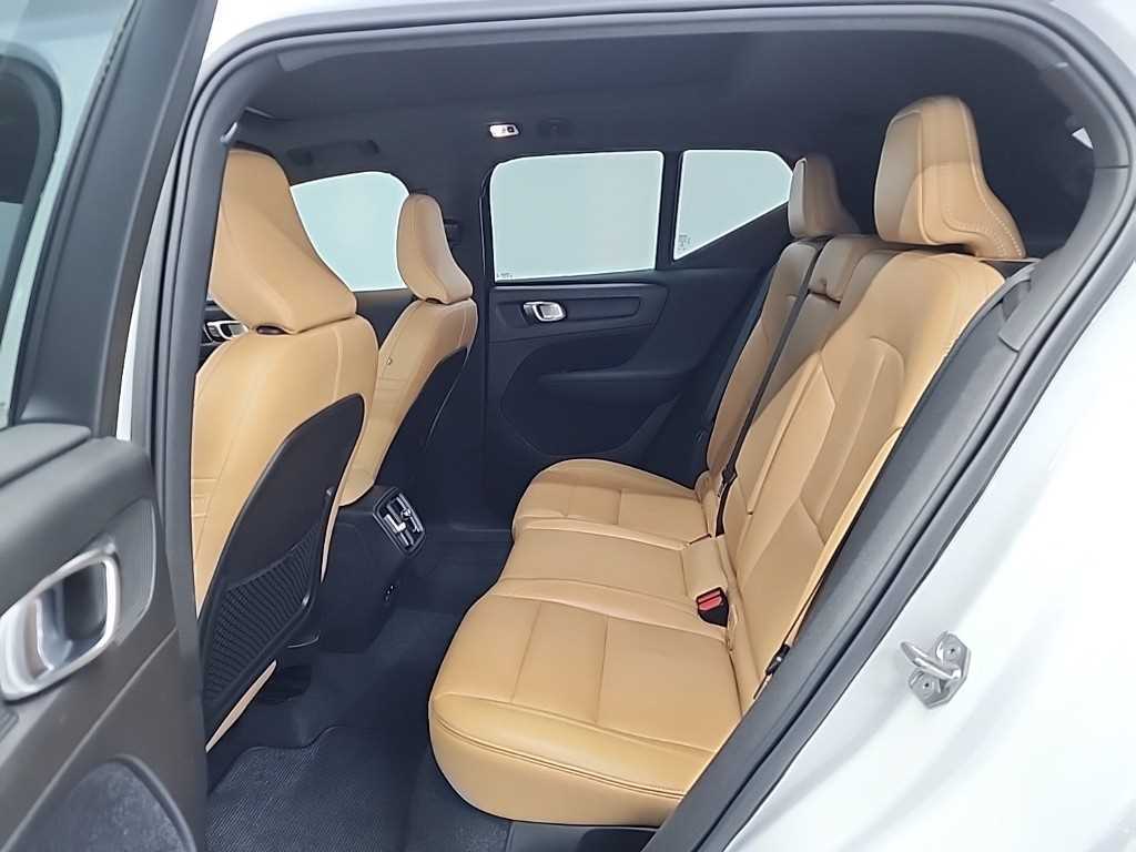 Volvo XC40 - Vista 12