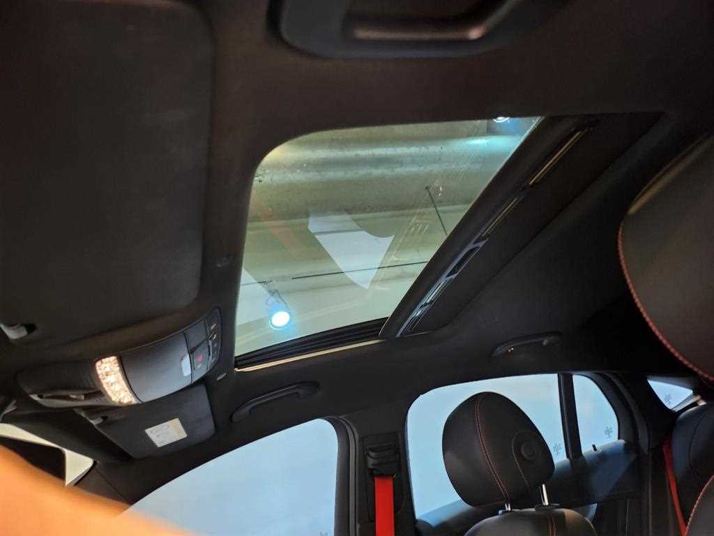 Mercedes Benz GLC Class 2022 Negro - Importación desde Corea - HF Imports Iquique - Foto 15