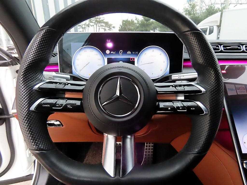 Mercedes Benz S Class - Vista 8