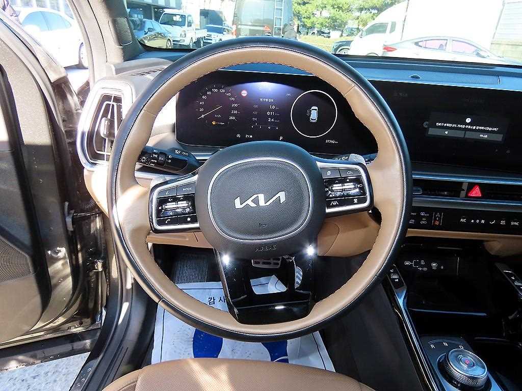 KIA Sorento - Vista 8