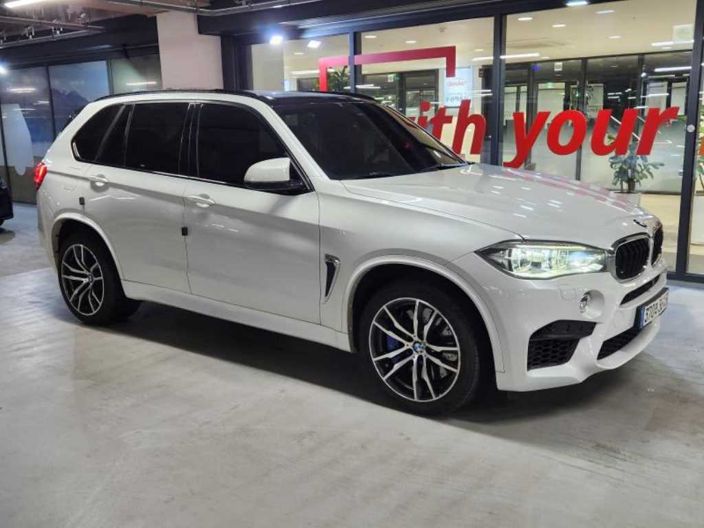 BMW X5M - Vista 2