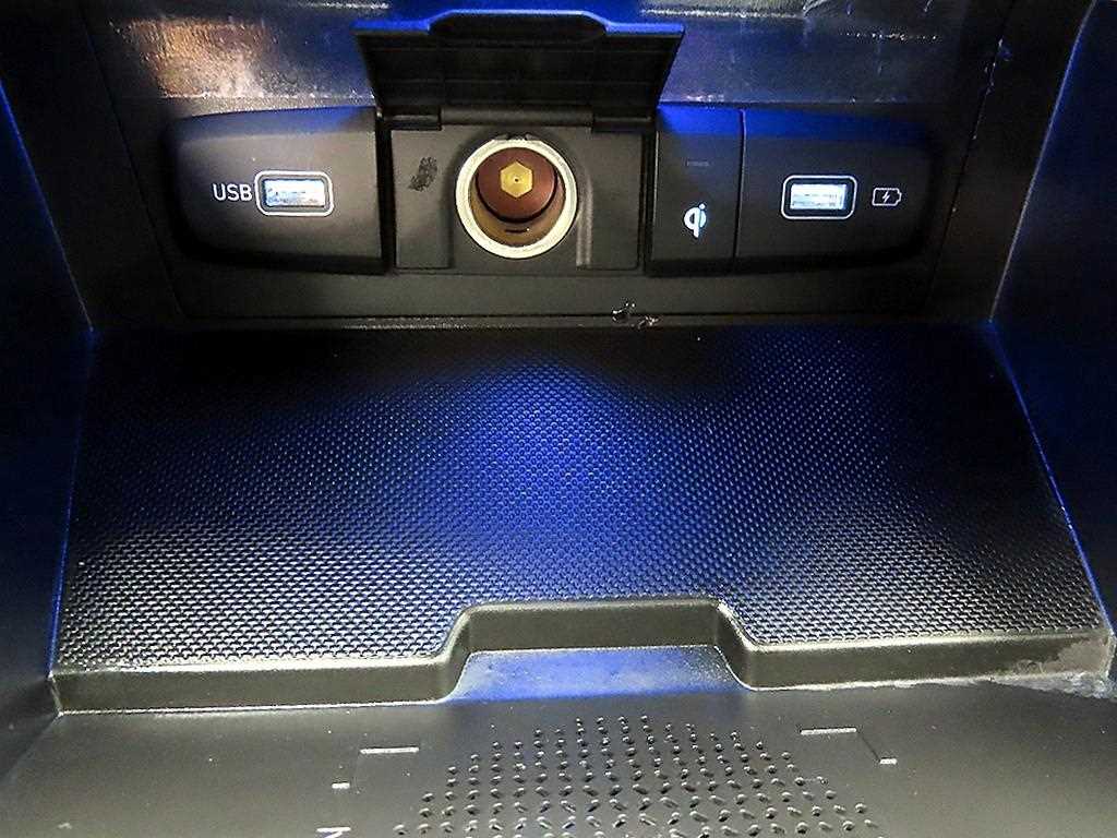 HYUNDAI Tucson 2021 Blanco - Importación desde Corea - HF Imports Iquique - Foto 14