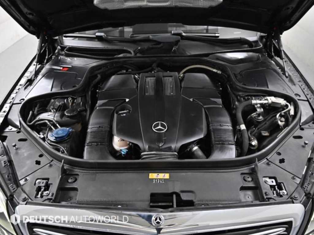 Mercedes Benz S Class - Vista 6