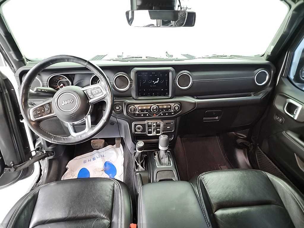 Jeep Wrangler - Vista 7