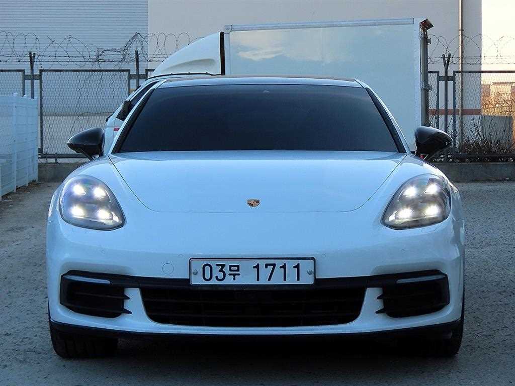 Porsche Panamera 2018 Blanco - Importación desde Corea - HF Imports Iquique - Foto 1