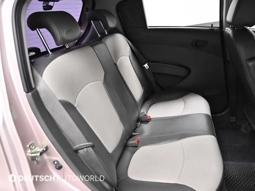 Chevrolet Spark - Vista 12