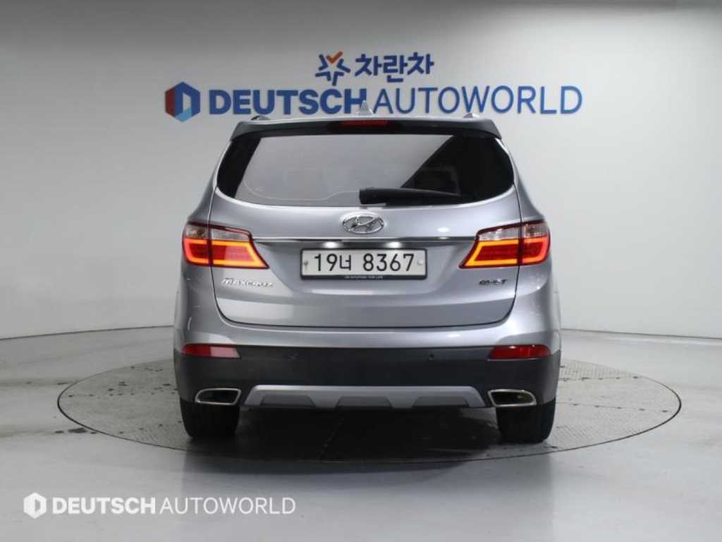 HYUNDAI Maxcruz - Vista 4