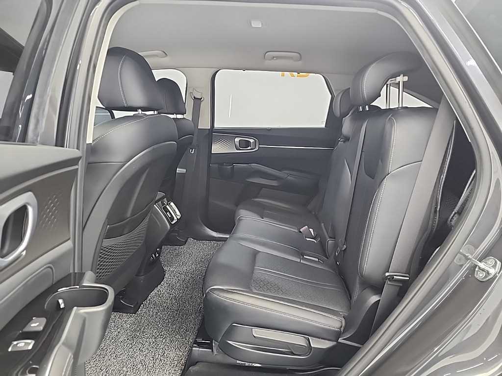 KIA Sorento - Vista 12