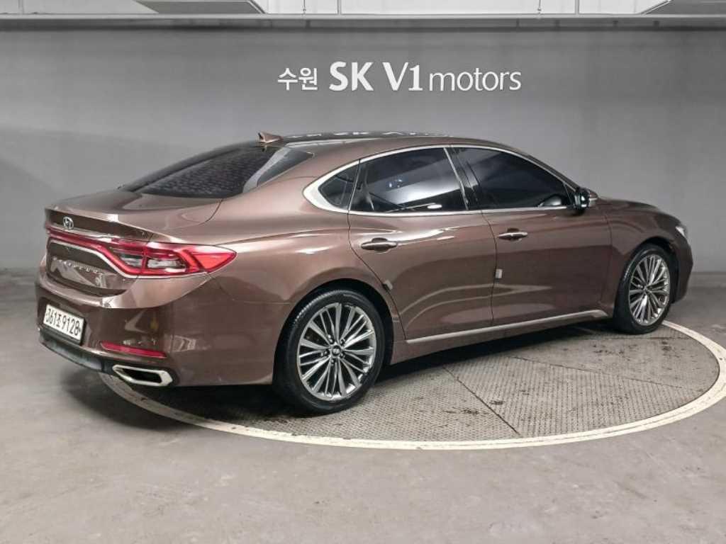 HYUNDAI Grandeur - Vista 4