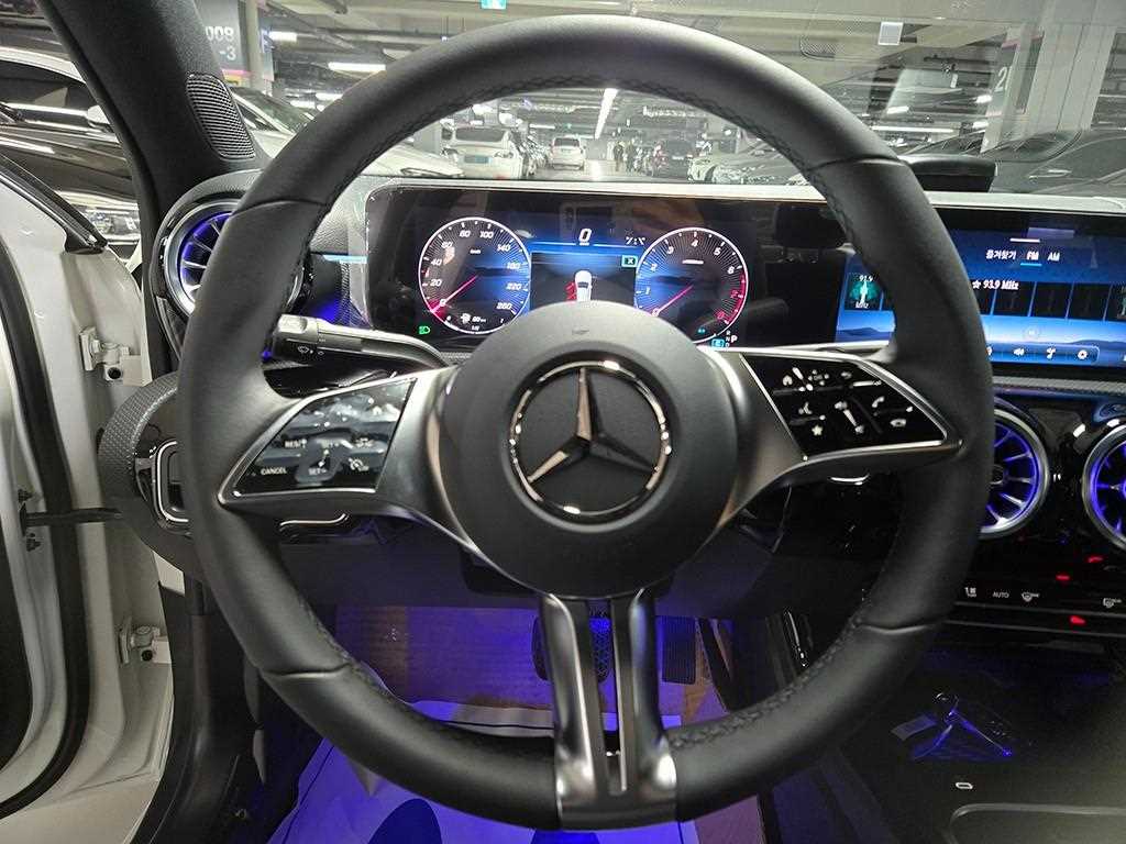 Mercedes Benz A Class - Vista 7