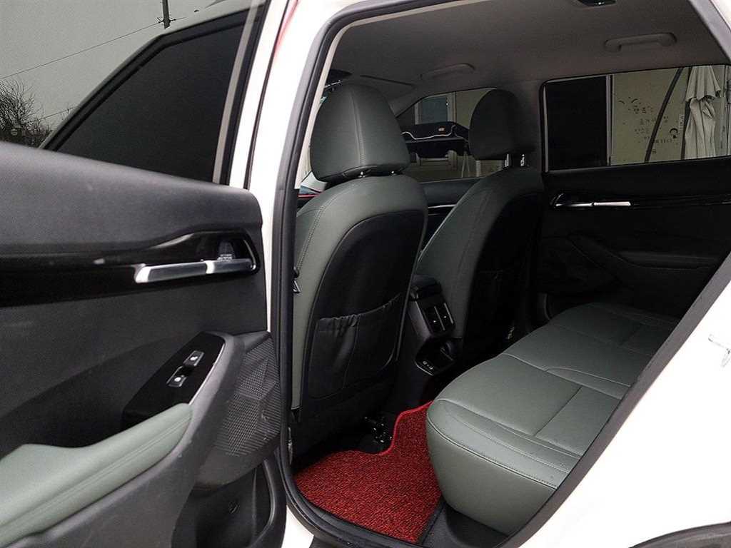 KIA Seltos - Vista 7