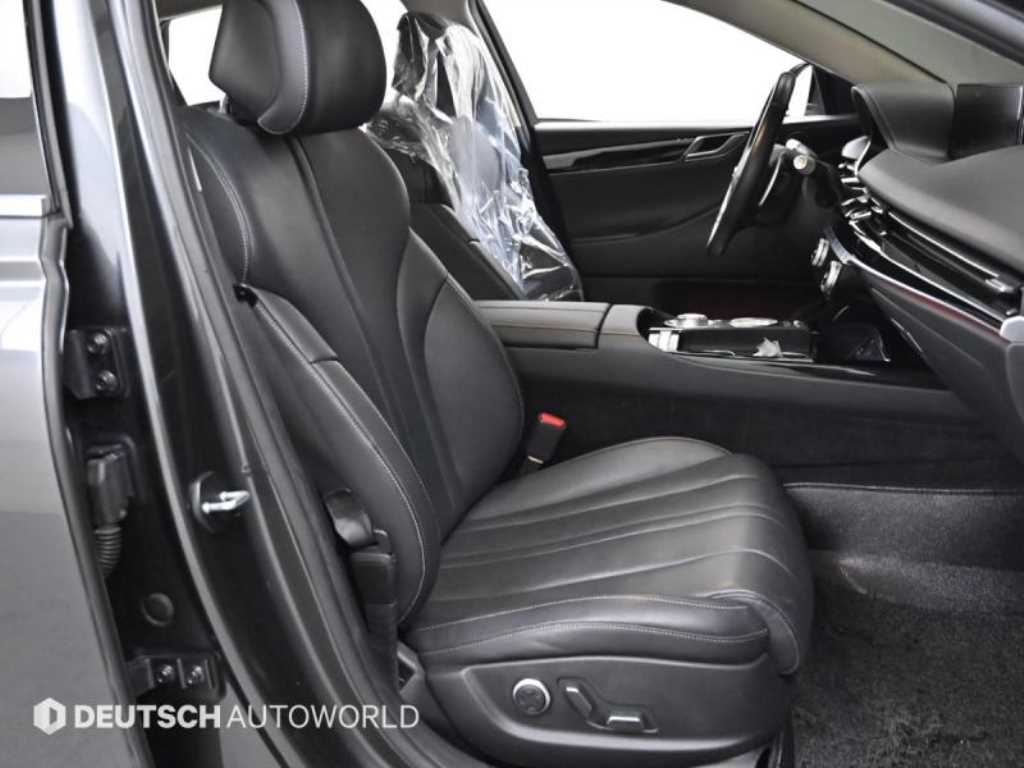 Genesis G80 - Vista 10