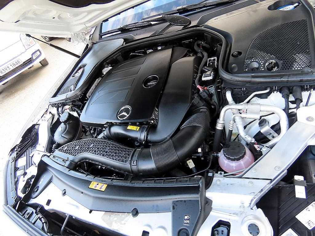 Mercedes Benz E class 2023 Blanco - Importación desde Corea - HF Imports Iquique - Foto 19