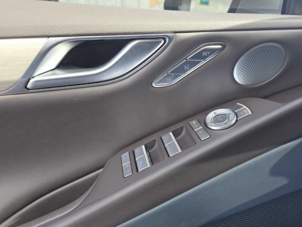 Genesis G80 2025 Gris - Importación desde Corea - HF Imports Iquique - Foto 13