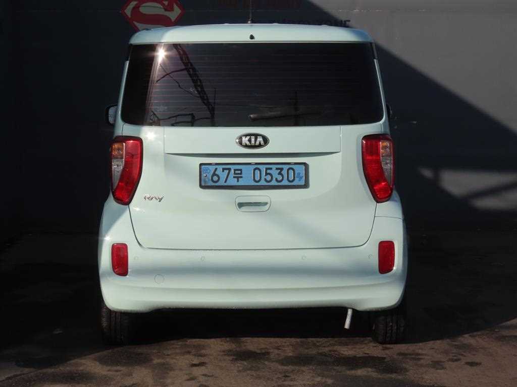 KIA Ray - Vista 4