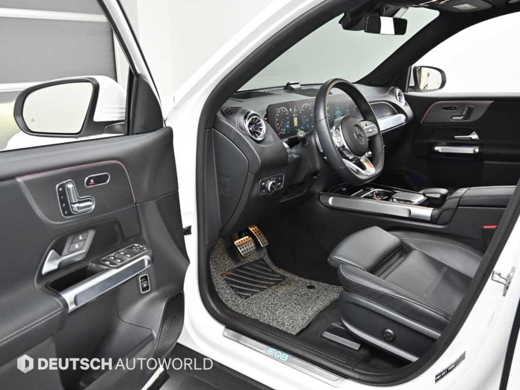 Mercedes Benz EQB - Vista 11